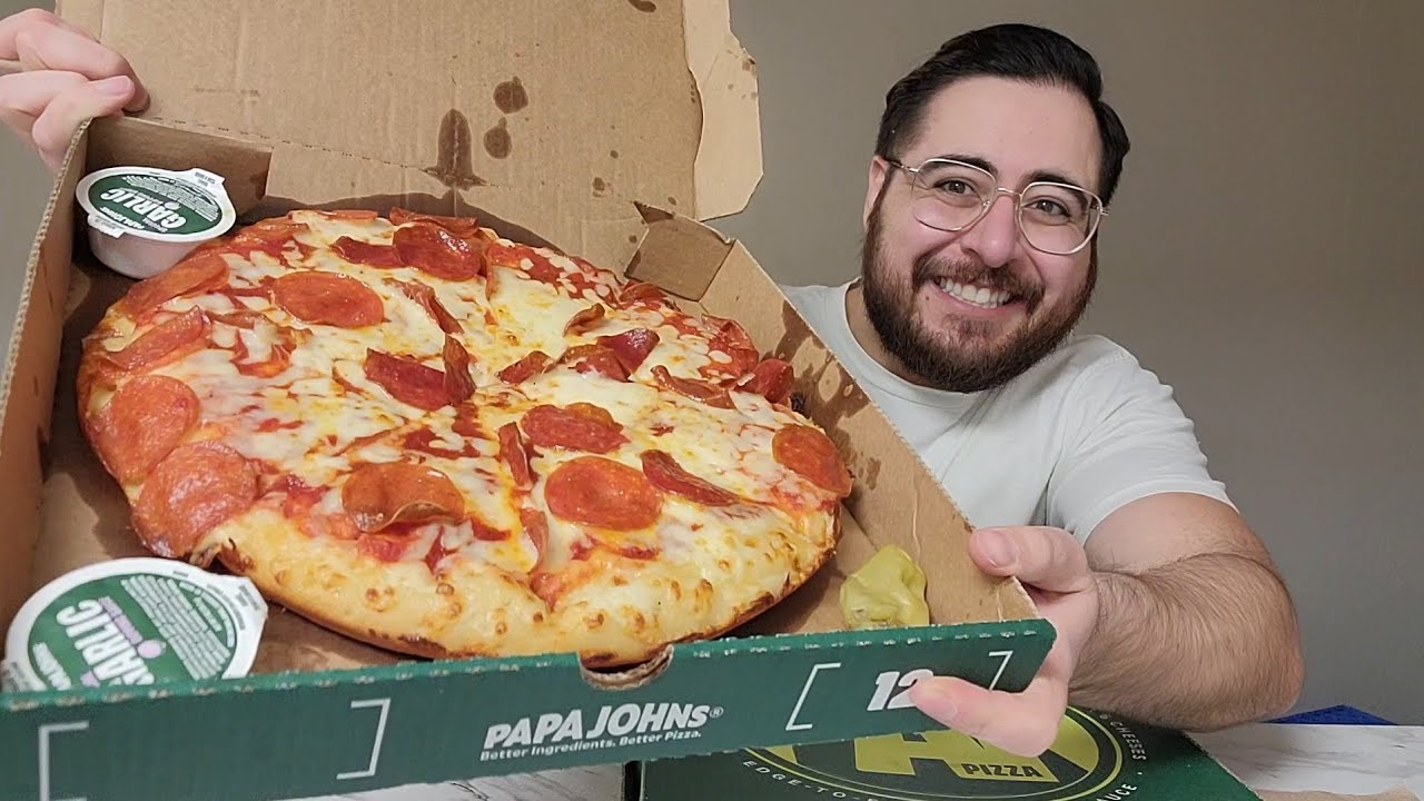 Обзор новой пиццы Pan Pizza от Papa John's