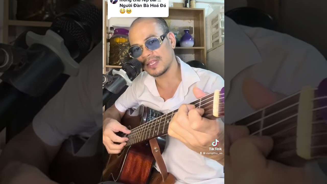 Người đàn bà hoá đá guitar cove