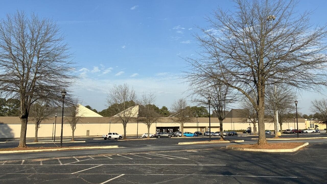 DeKalb County to open a day center with services for homeless people