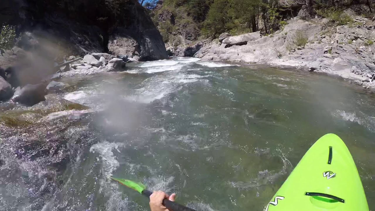 french alps white water kayaking @castle dig  guile