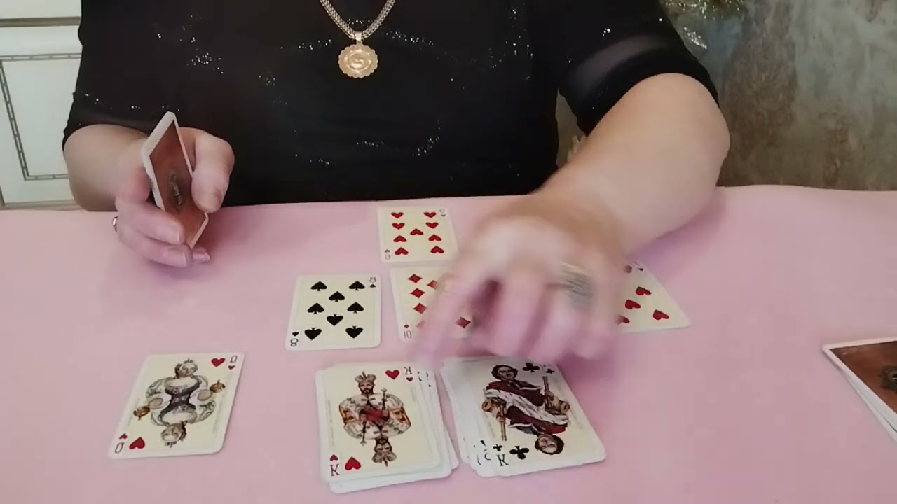 ЧЕРВОВАЯ ДАМА ЧТО ЕЕ ЖДЁТ В БУДУЩЕМ ❓❓❓