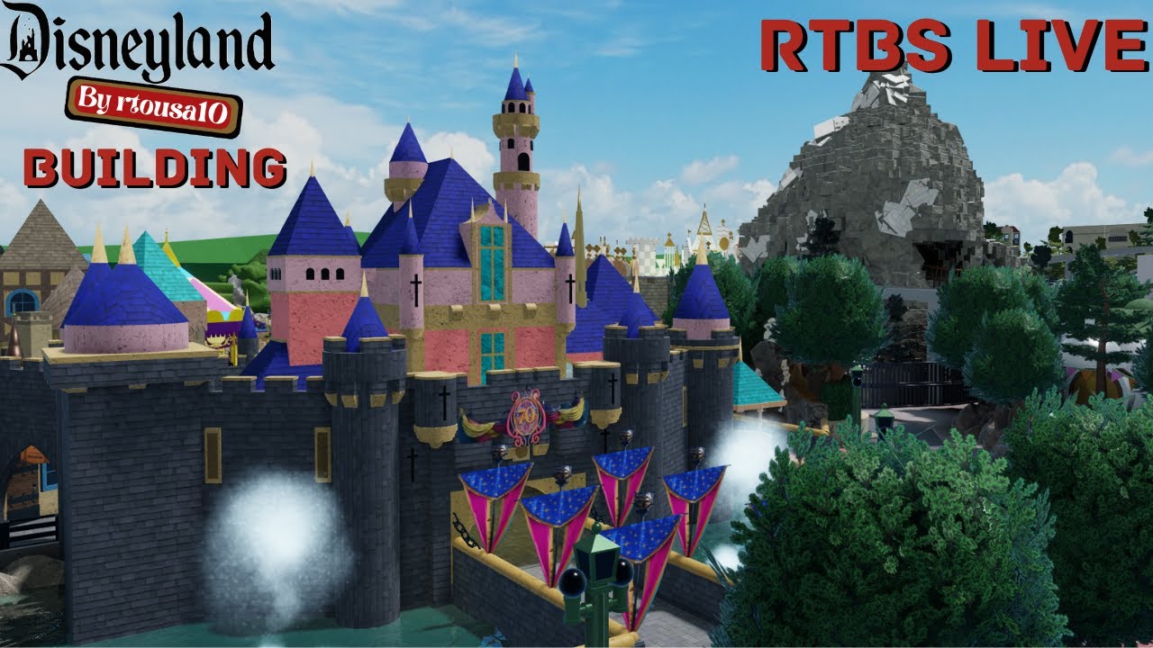 Building in Mini Disneyland