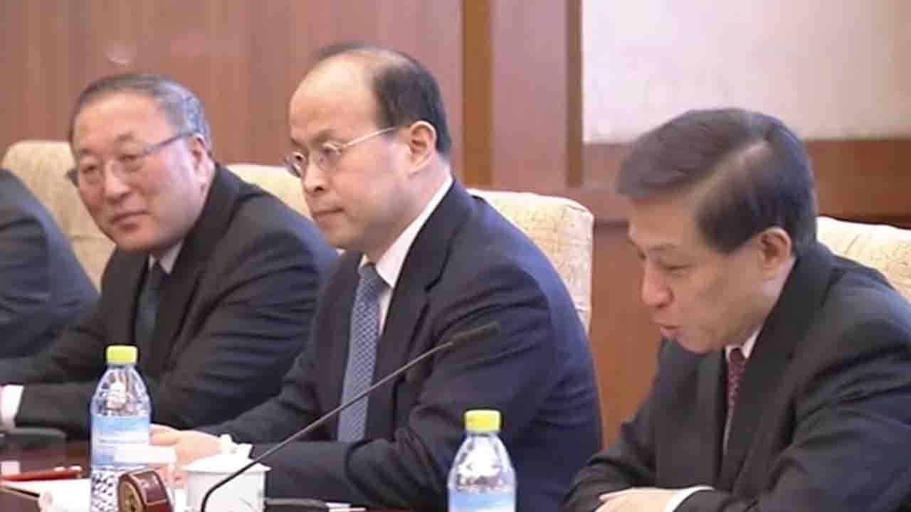 China and India pledge stronger dialogue and ties