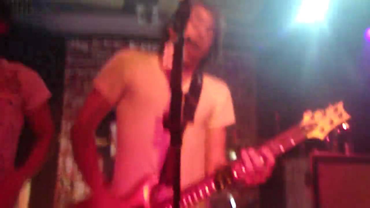 Lost in Stereo by All Time Low (live)
