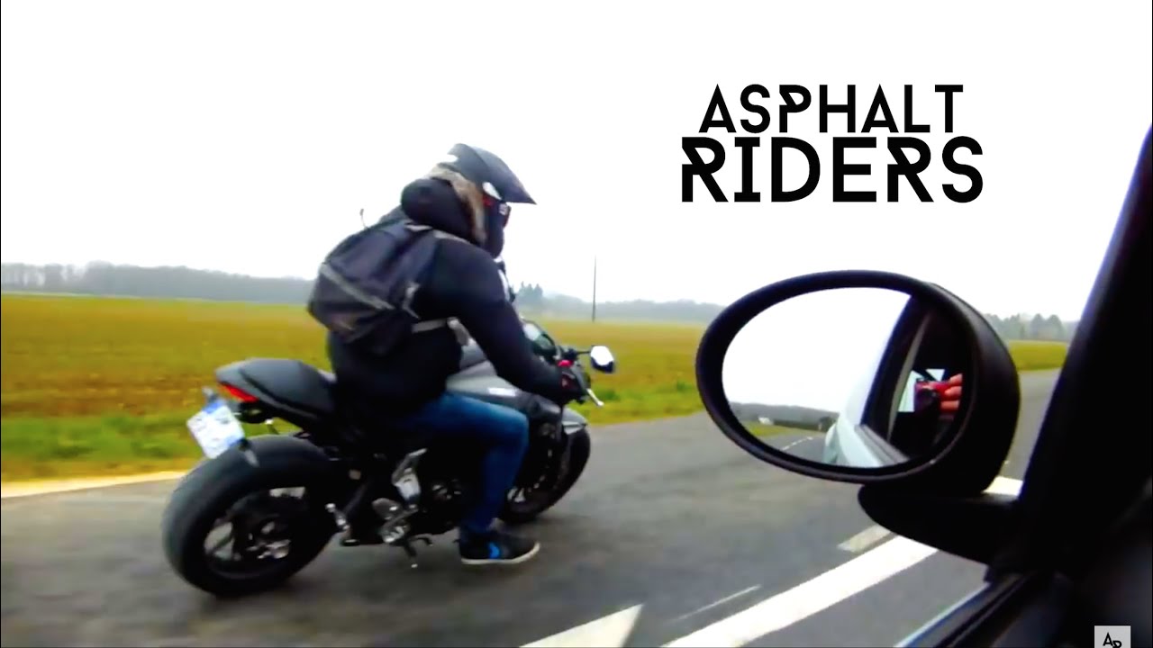 MT - 07 // Wheeling with Akrapovic
