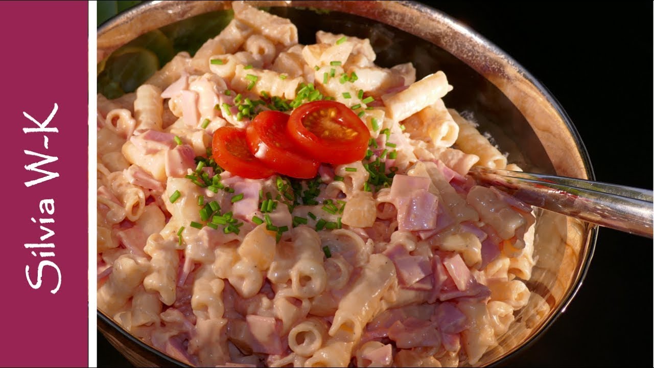 Nudelsalat / mit Ananas / Grill-Beilage