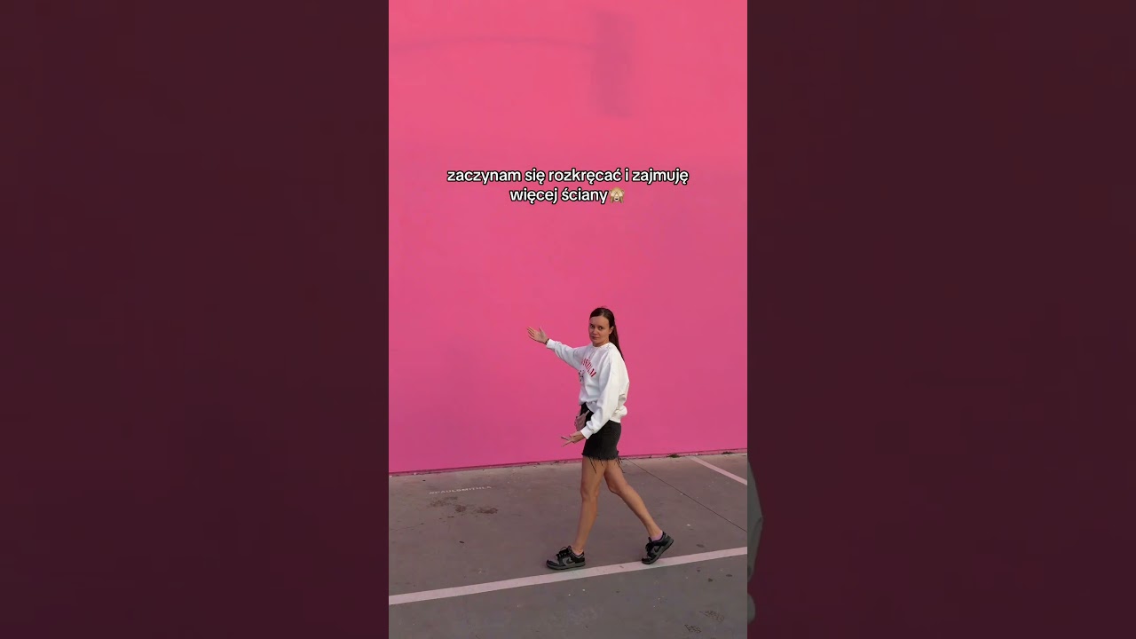 скромная девушка