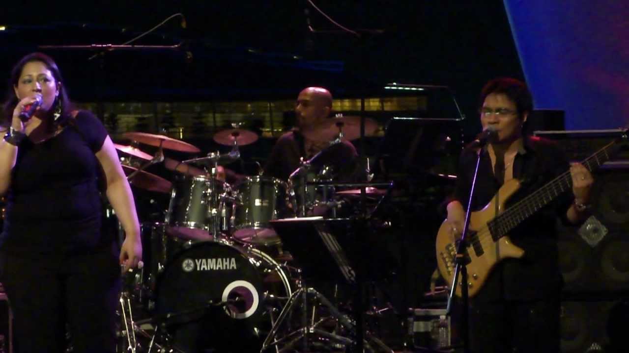 Baby Come To Me by Alemay Fernandez 30 Years On... @ Esplanade Outdoor Theatre