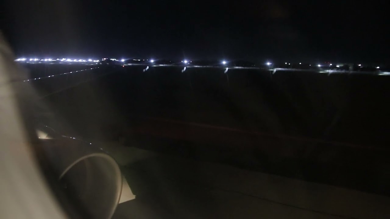 Uzbekistan Express Airbus A320-200 UK32014 Landing Nukus NCU Sep2023