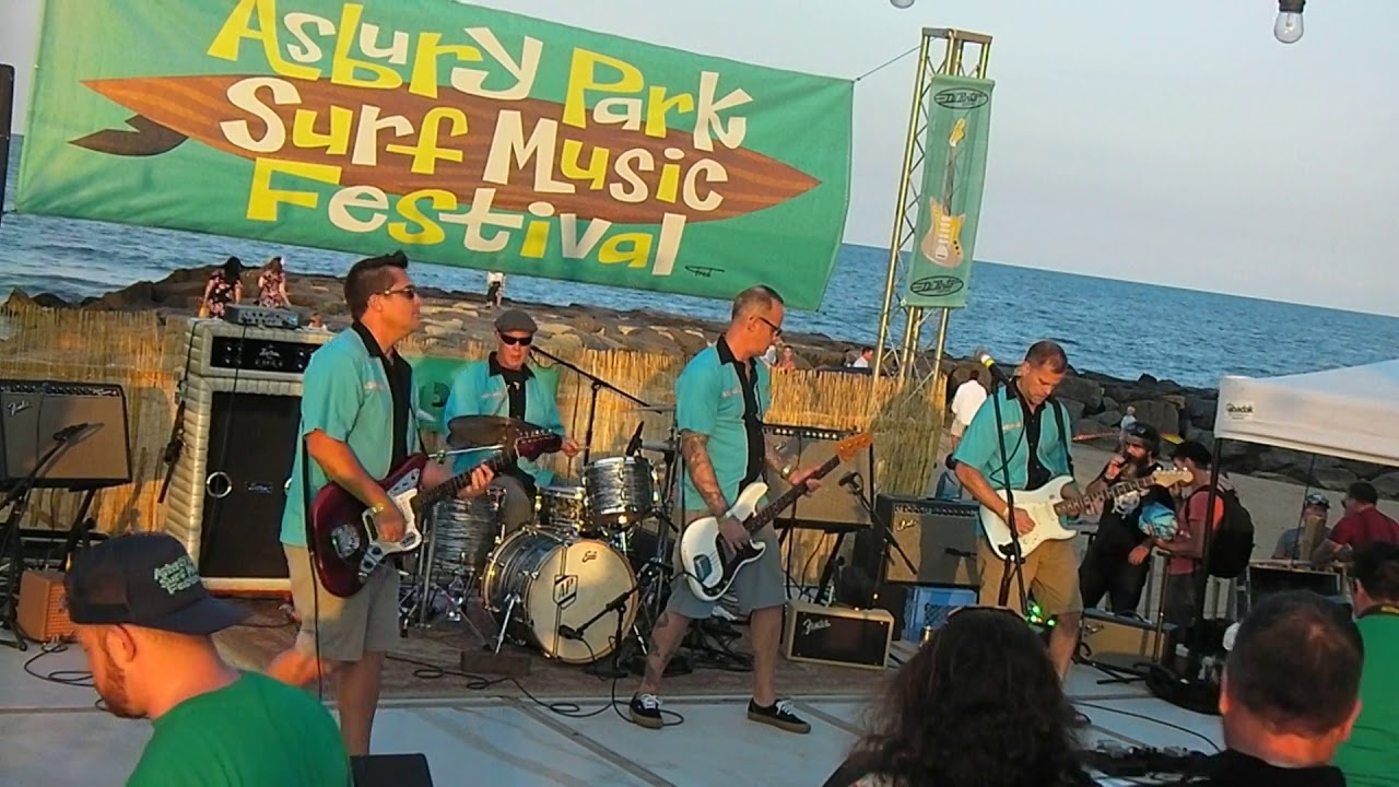 THE AQUALADS ROCK THE ASBURY PARK SURF MUSIC FESTIVAL 08-26-2017