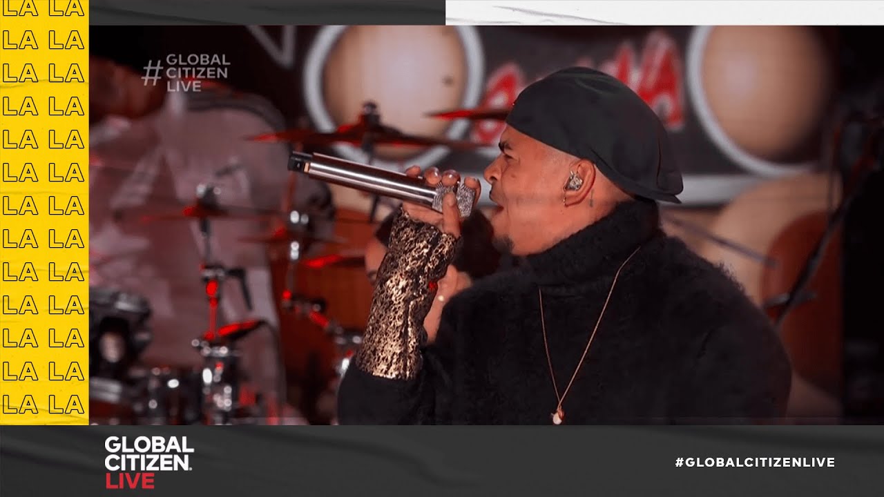 Ozuna Performs 