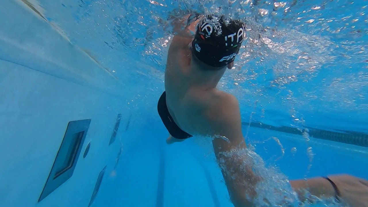 NUOTO IN PISCINA: IL DORSO