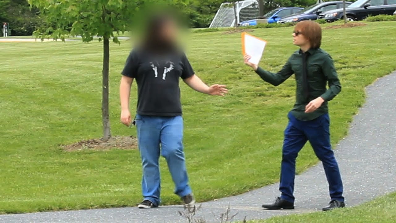 Public Trollin- Stupid Detective!