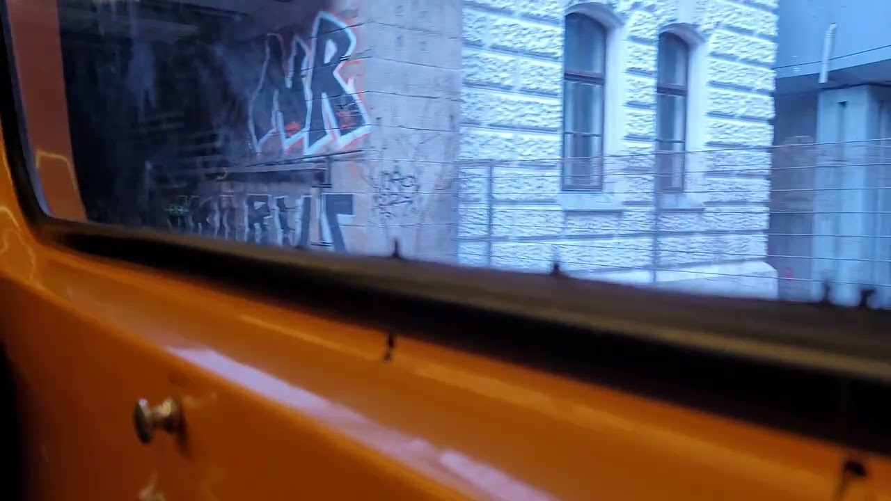 U4 Mitfahrt Schottenring nach Karlsplatz (U-Bahn Wien Silberpfeil SGP Typ U11)(23.02.2026)