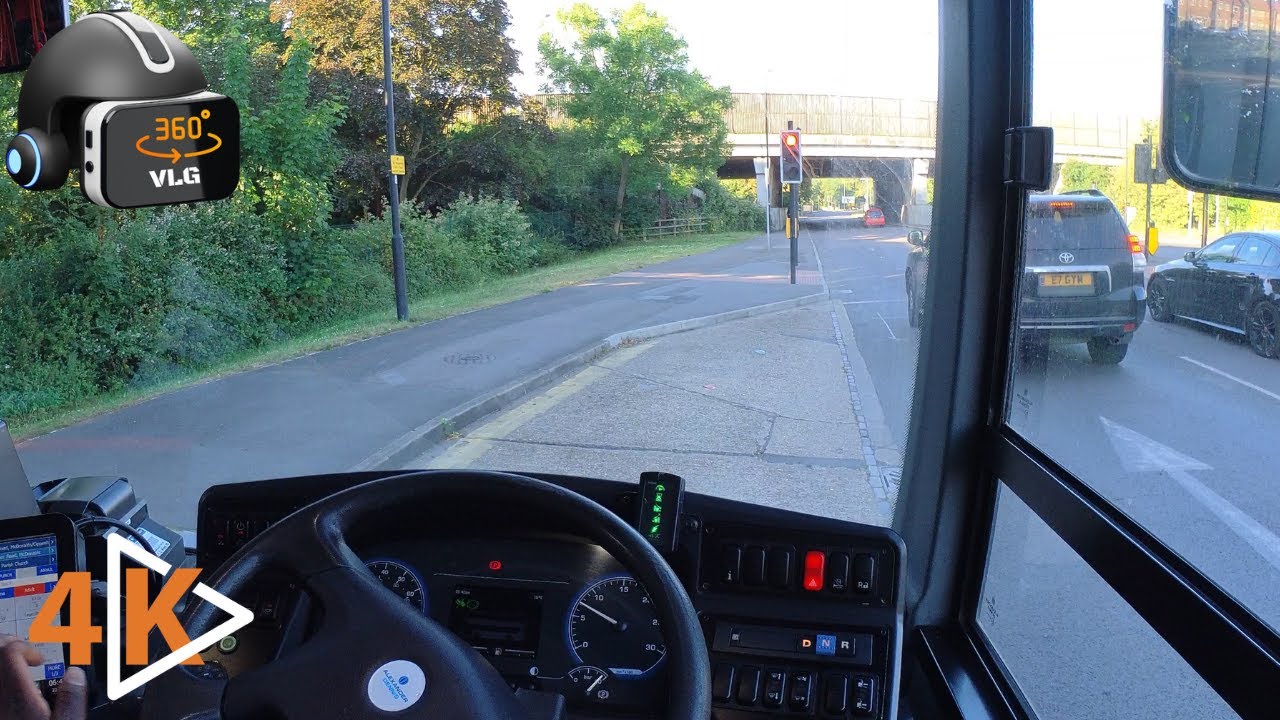 A SUNNY DAY DRIVING A BUS IN ENGLAND🇬🇧🚦