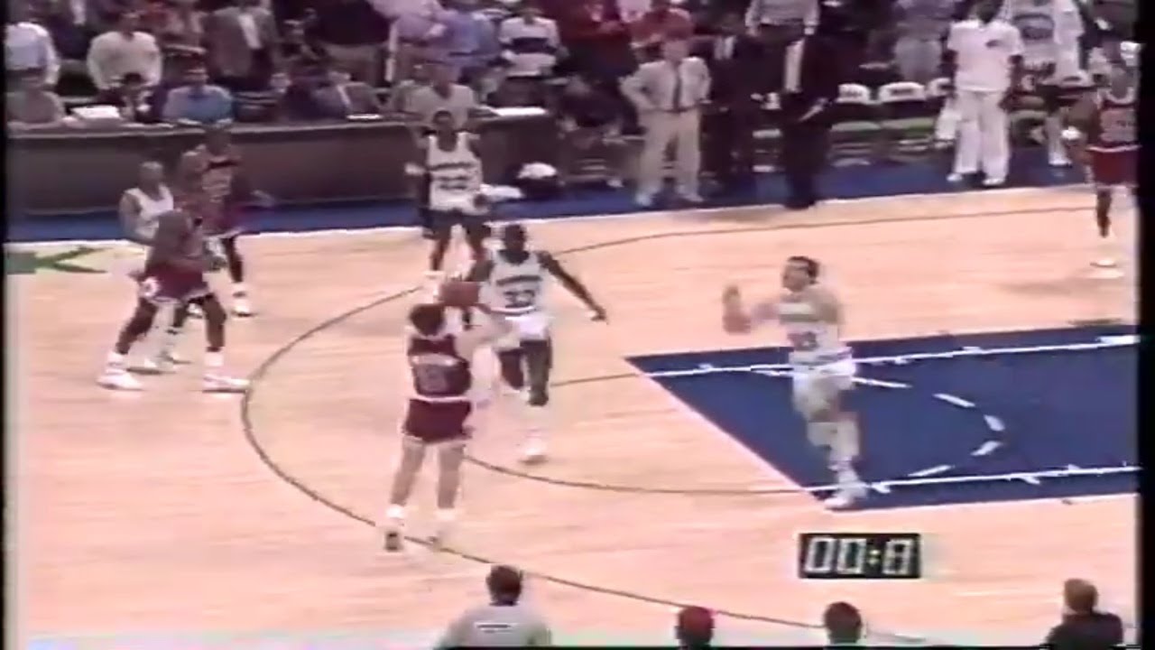 1990 Bulls vs Mavericks Full Game John Paxson Buzzer Beater