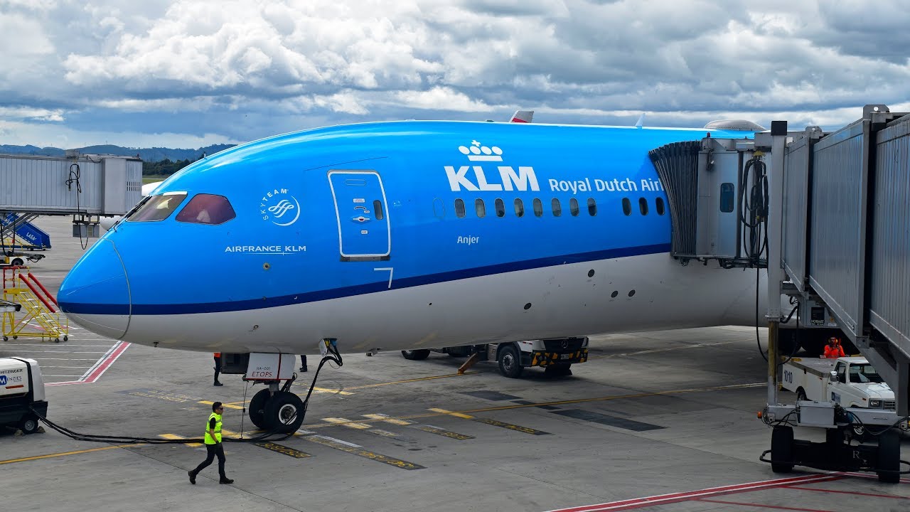 TRIP REPORT | KLM | Amsterdam - Bogotá | Boeing 787-9 | 1080p60 | How 787 Windows Work