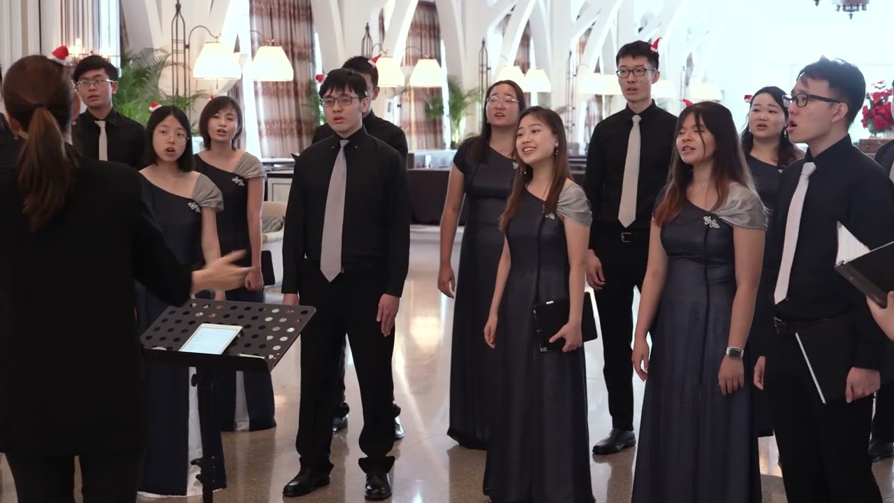 Candlelight Carol by John Rutter | Hwa Chong Voices - A Christmas With Voices 2022