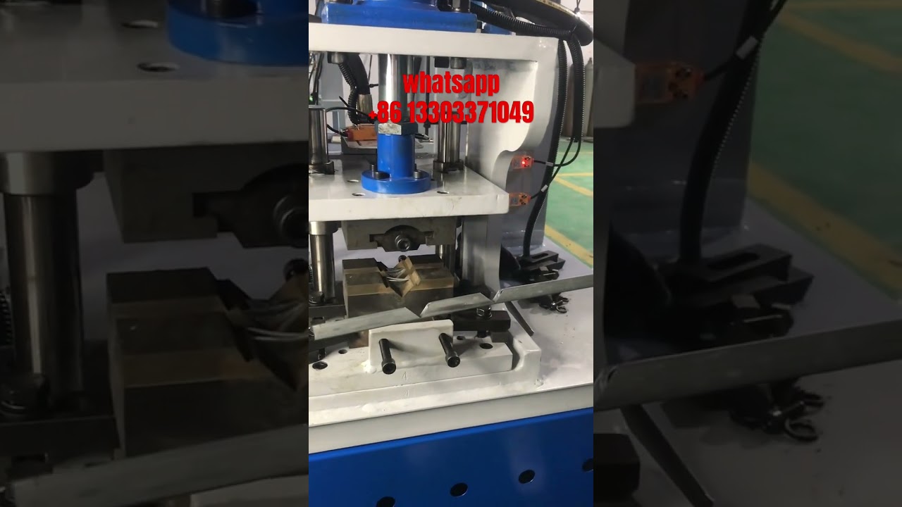 Single-station hydraulic semi-automatic feeding square tube corner cutting machine, made in China.