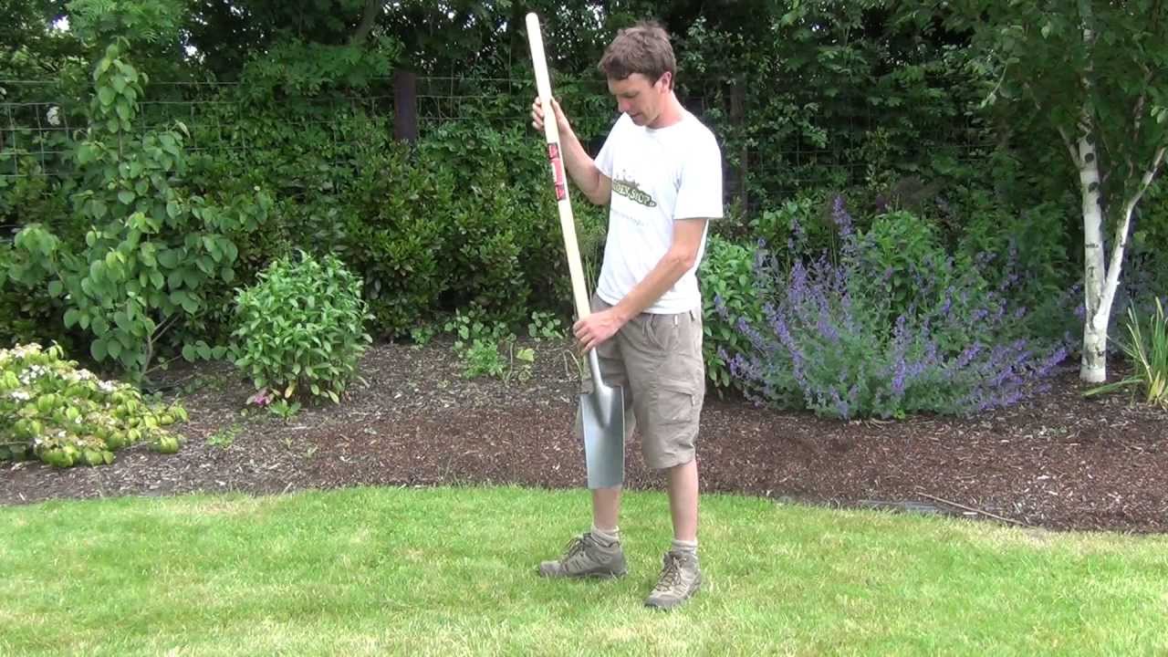 Long Handled Garden Digging Spade