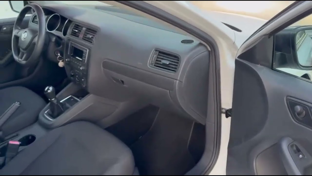 VOLKSWAGEN JETTA 2 0 L 2016