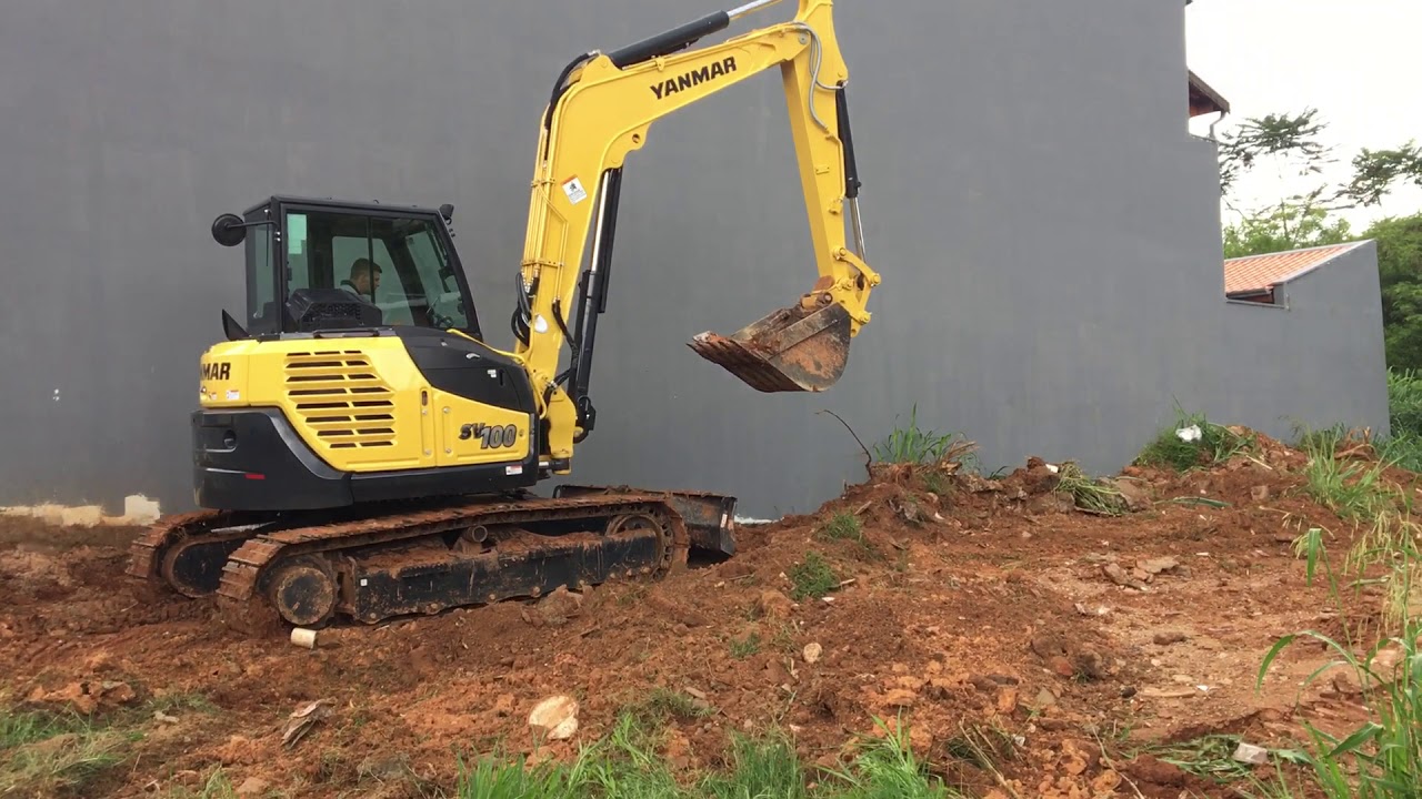 YANMAR SV100 LAMINANDO TERRENO