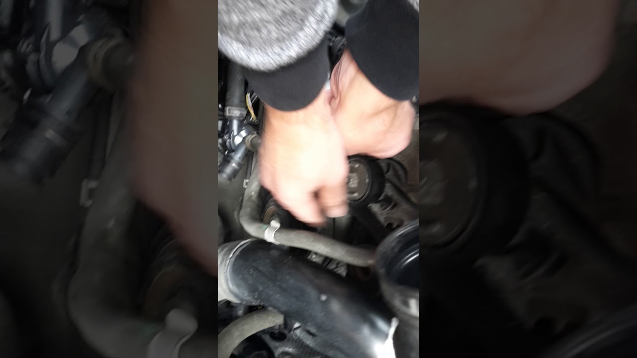 Keilriemen wechseln BMW 114i F20