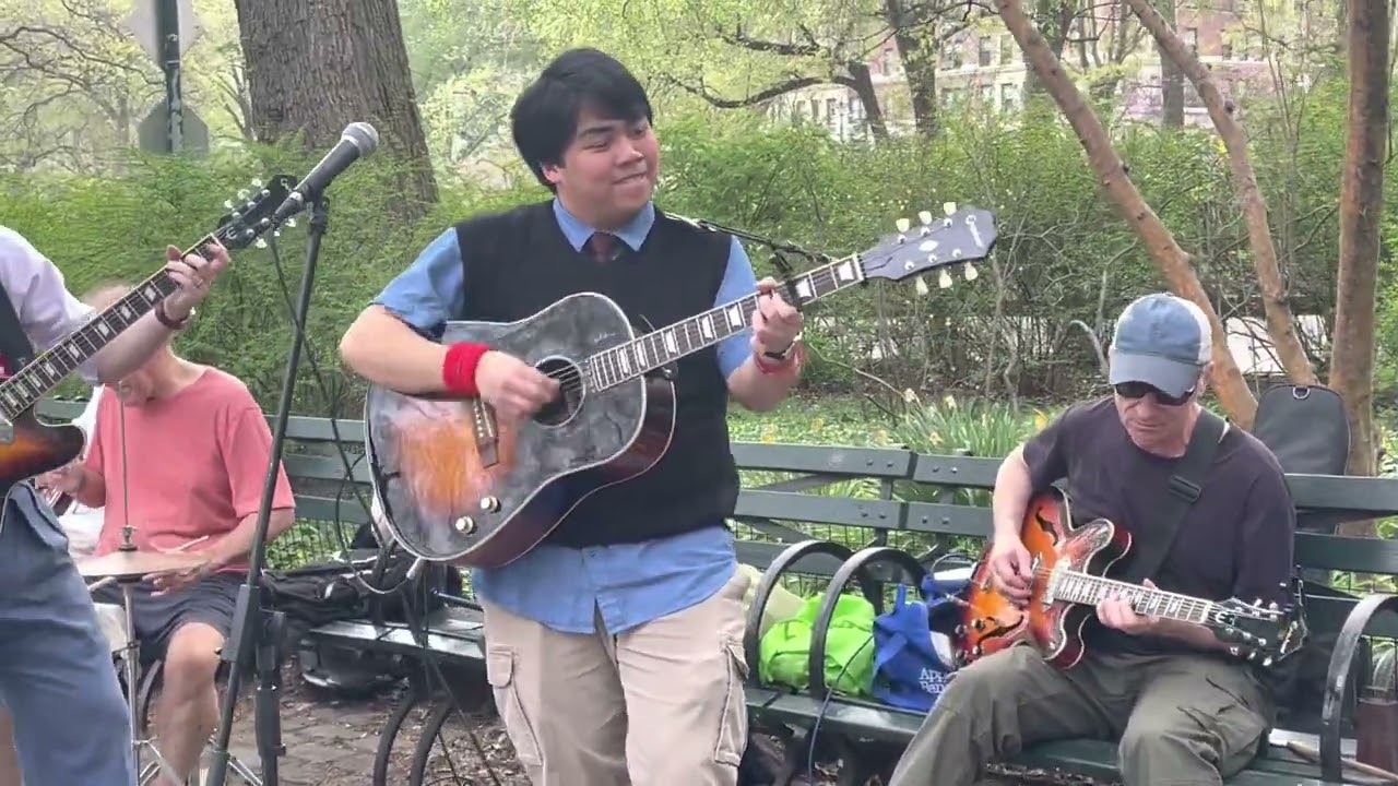 “SOMETHING”💙The Meetles at 🍓🌾NYC April,16-2023 Take 4 @stuartm.6828. Beatles cover song.