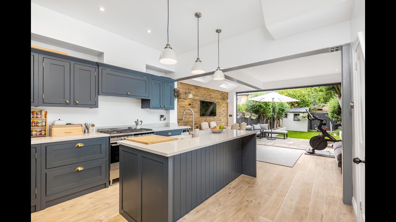 Side Return Extension in South London | Industrial-Style Kitchen Transformation