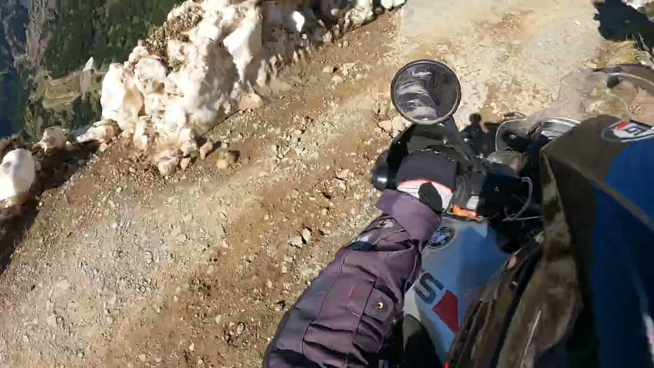 Moto ADV-Death route D915 Bayburt-Çaykara TURKEY/Магистралата към ада/