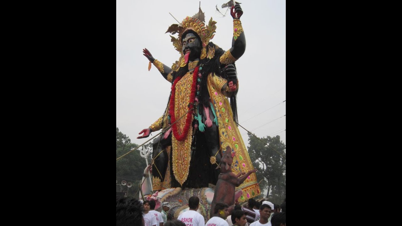 22 Feet Maa kali pratima visarjan at Jamshedpur | Young Boys Club 22 feet Kali Puja Jamshedpur