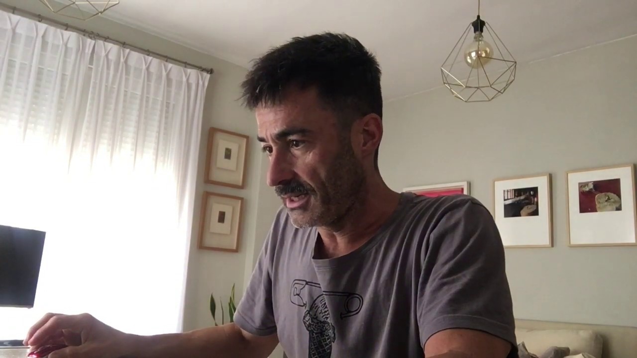 Profesores de ESO tan cerca de sus alumnos como siempre, aunque desde casa.