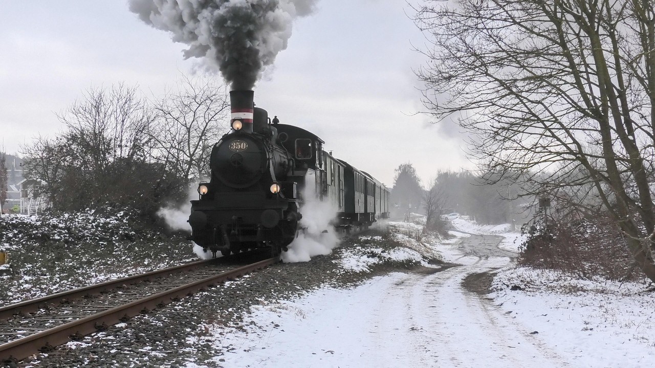 Mit dem Glühwein-Express und Karoline durch den Schnee