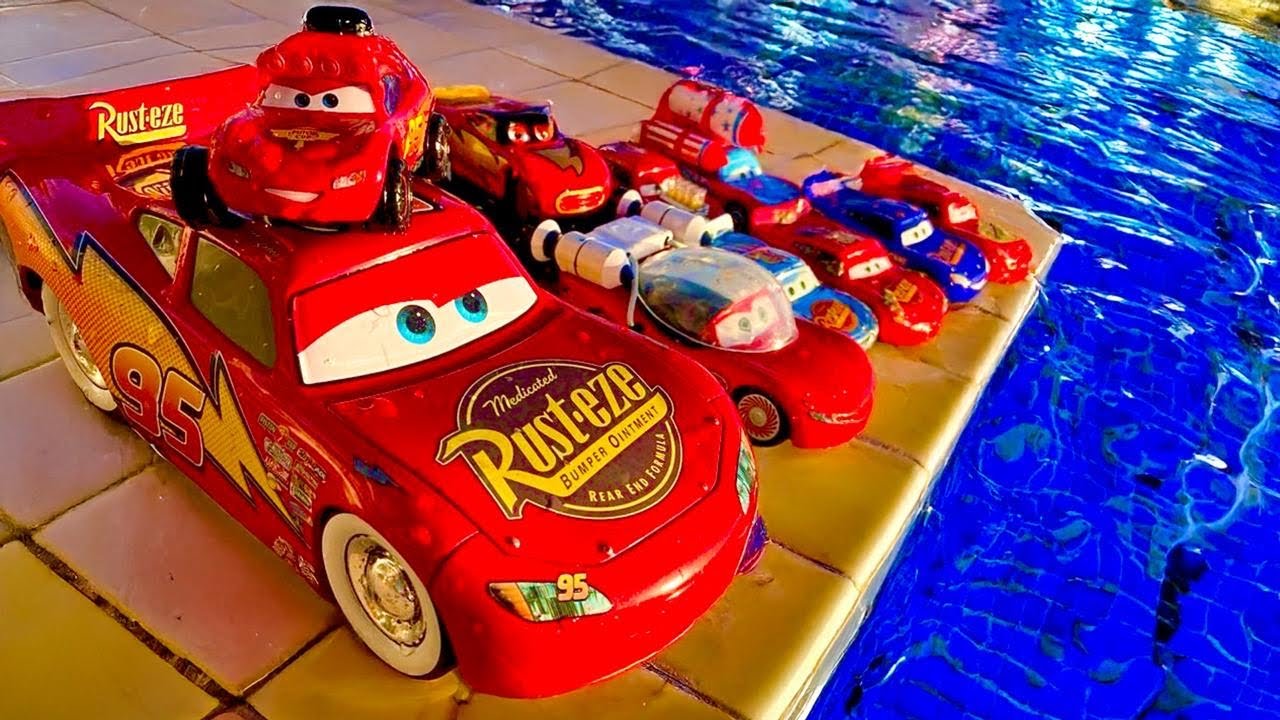 Disney Pixar Cars toys Review | Lightning McQueen, Finn McMissile, Mack, Doc Hudson,Cruz Ramirez