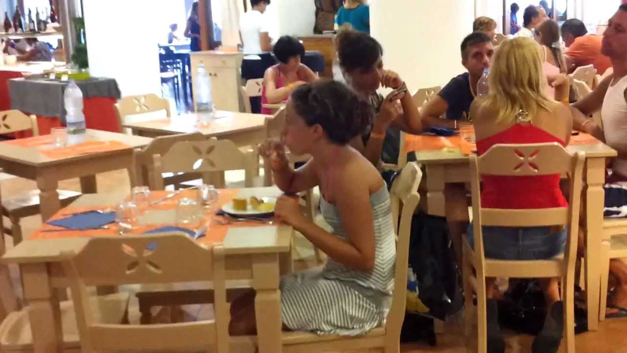 il pranzo del villaggio cala della torre la caletta-siniscola-luglio 2012