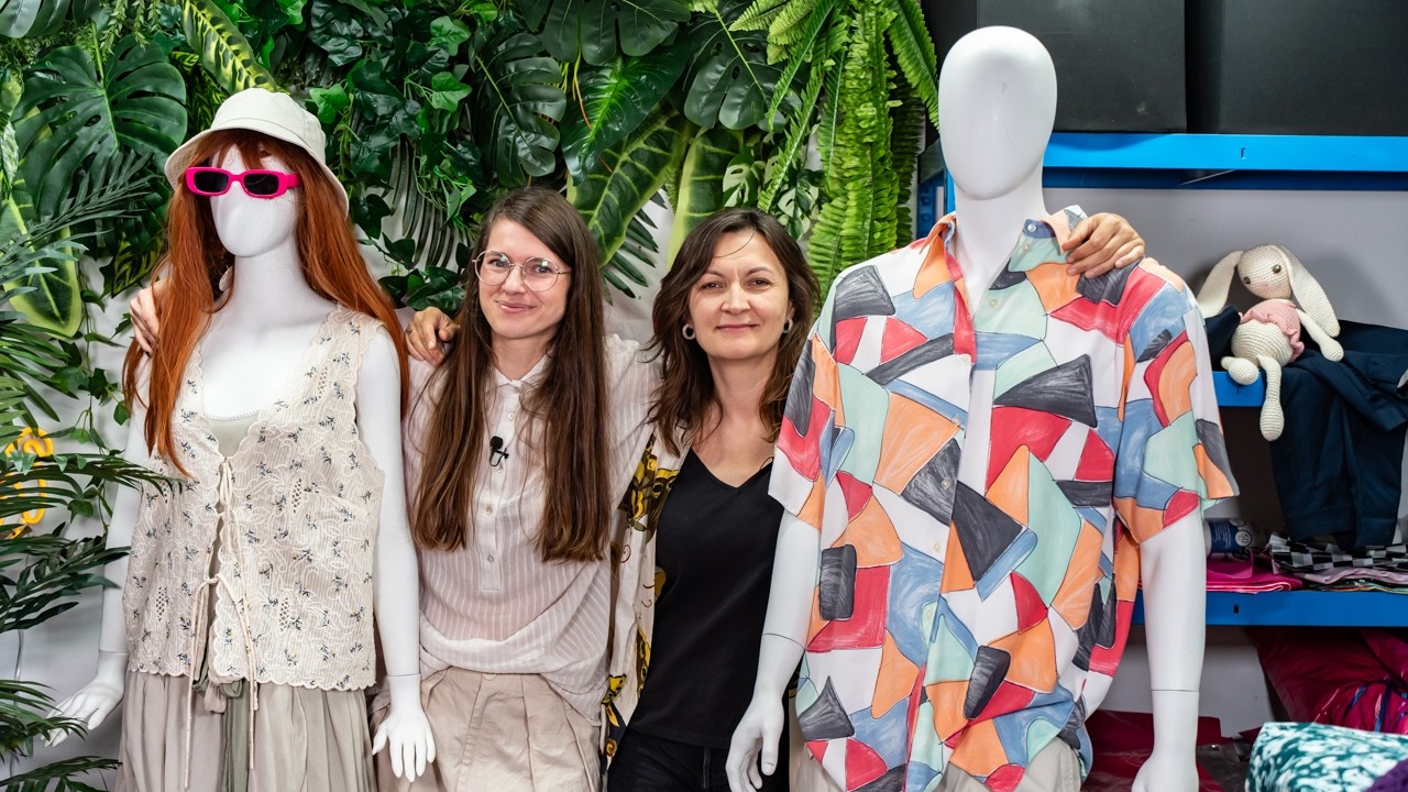 Czym się r&oacute;żnią vintage i retro? Wyjaśnia Joanna Łęcka: Moda na używki