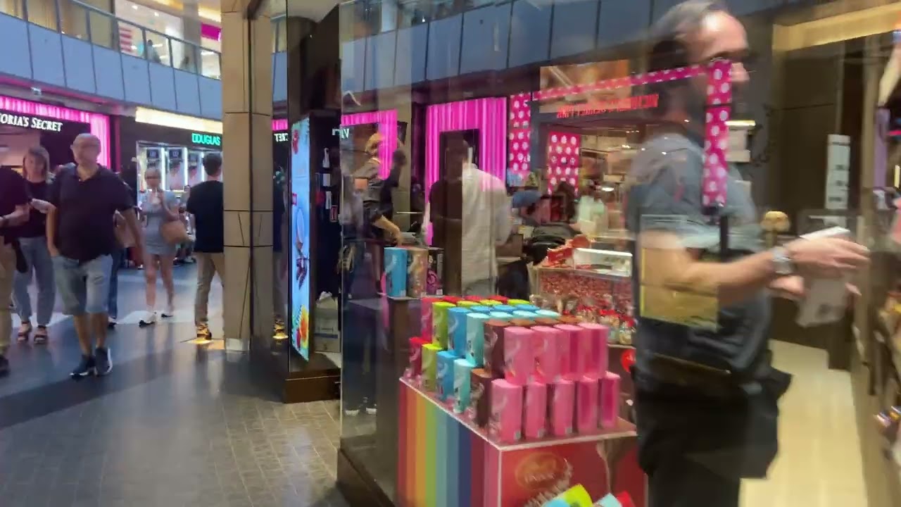 Zlote terasy in Poland / Золотые  террасы в Варшаве. Обзор магазинов