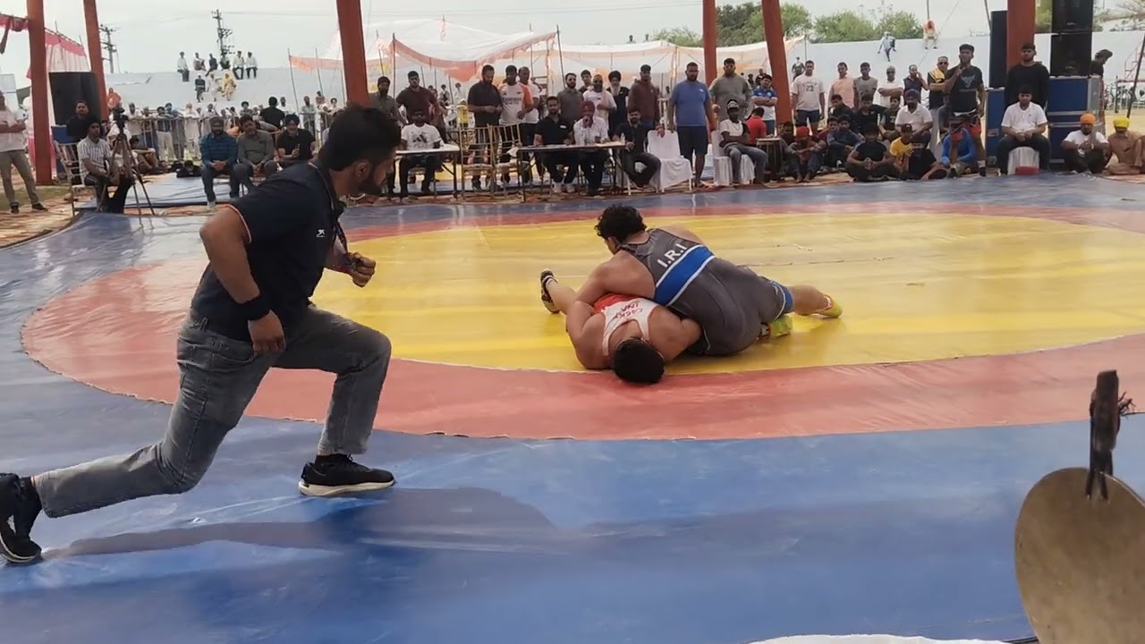 LUCKY KOHALI VS ARSHDEEP UNA BHUT ACHI KUSTI #mma #wrestling #sports 