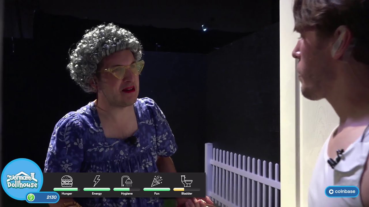Granny Edna (Kitboga) and Gigi (MiltonTPike1) stop by The Jerma985 Dollhouse