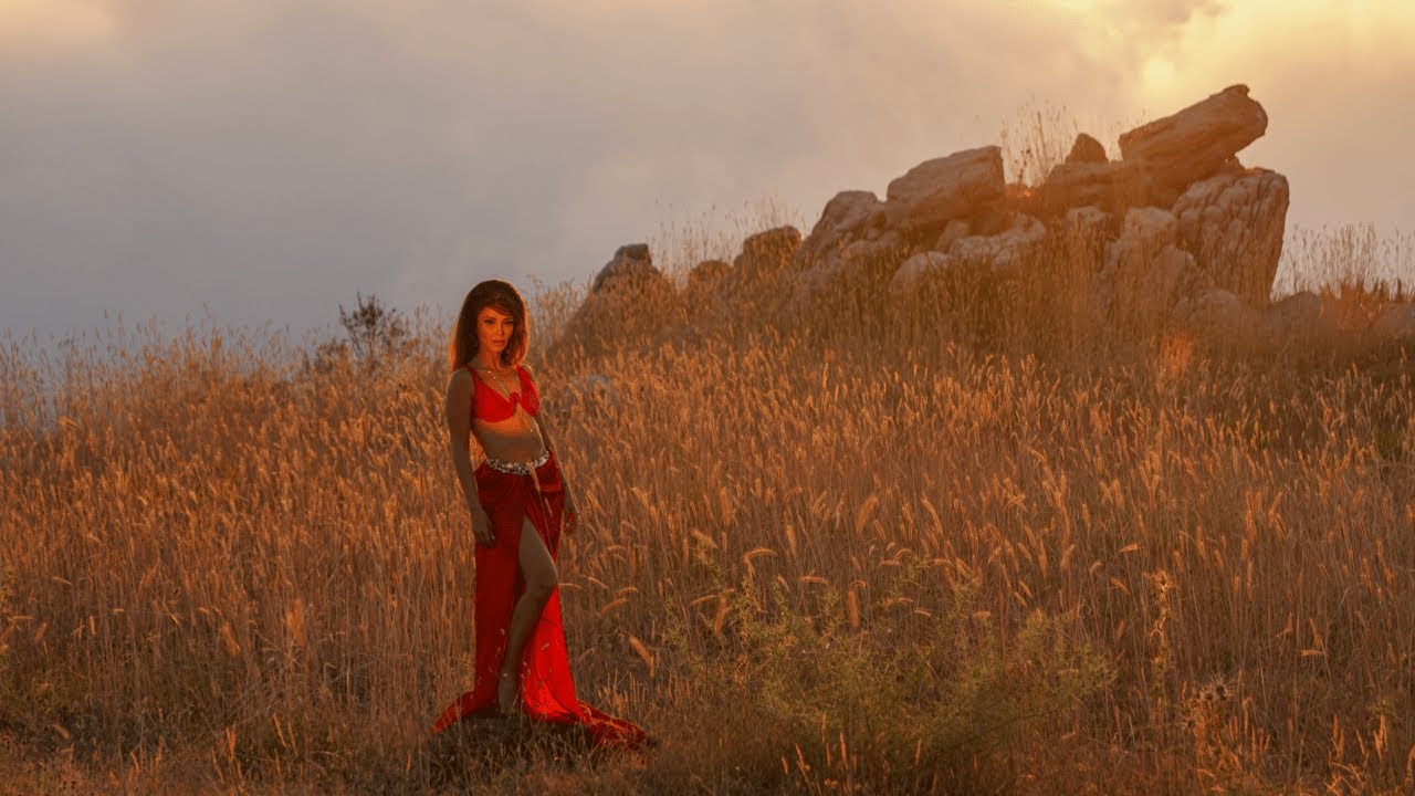 Tina Yamout - Oyoun Al Soud [Behind The Scenes] (Official Video)