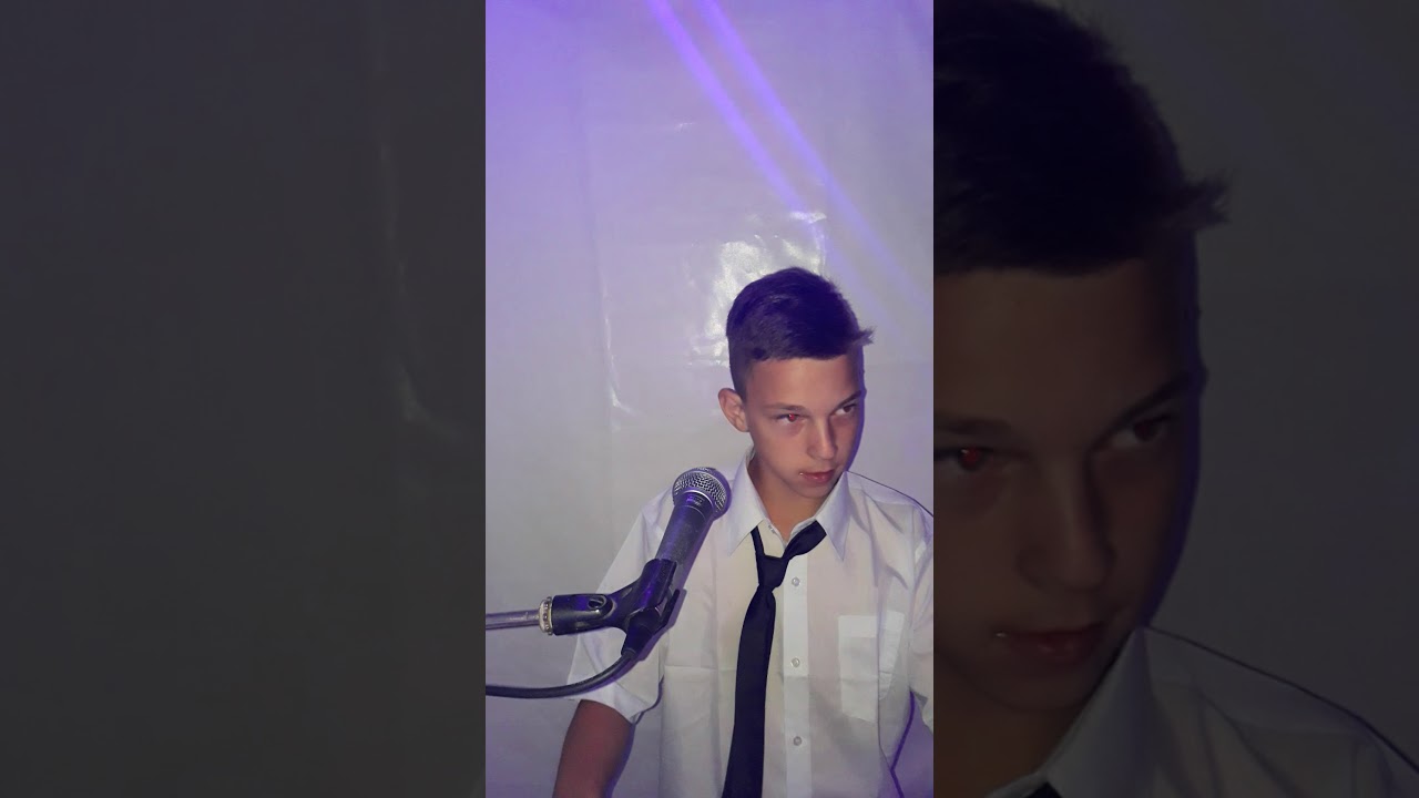 Beni lakodalomba zen&eacute;l