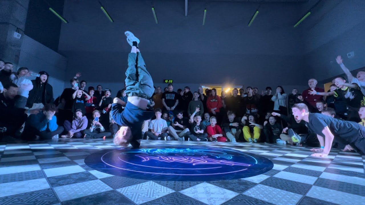 Tiger vs Gekkon POWERMOVE TRICKS BATTLE 2023
