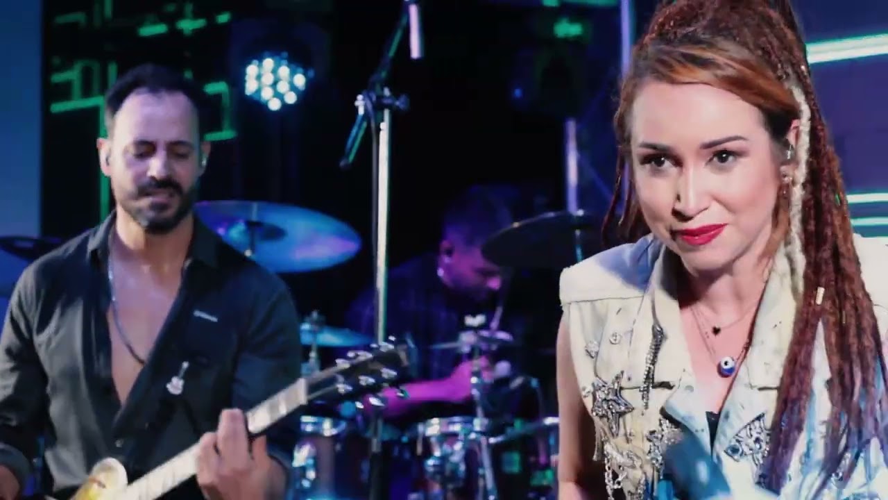 SHAKIRA Tribute By VelaRosa / Pies Descalzos - Dónde están los ladrones? - Inevitable - Si te vas