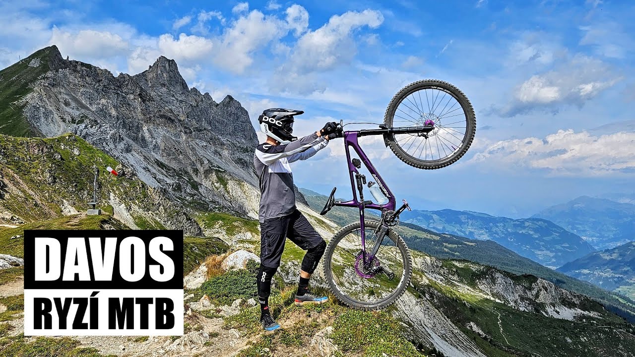 Surové traily a kulervoucí výhledy: DAVOS na kole!