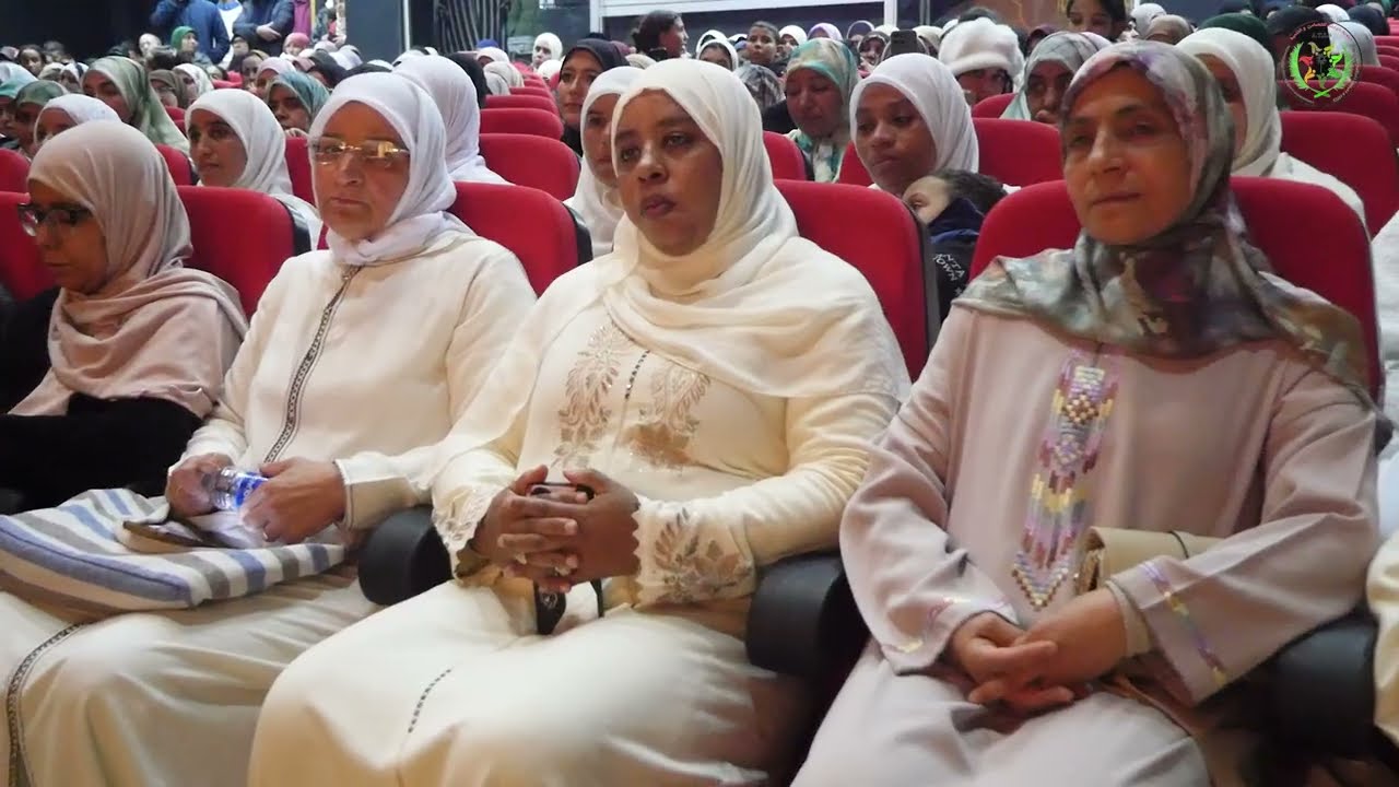 لحظات مؤثرة من حفل تكريم حافظات القرآن الكريم بمناسبة رمضان وعيد المرأة 