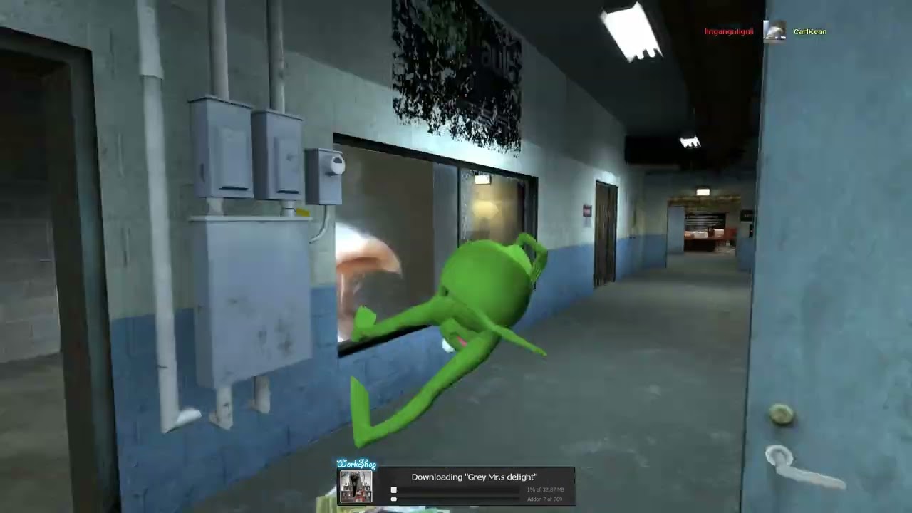 Escaping a Fish! Garry's Mod