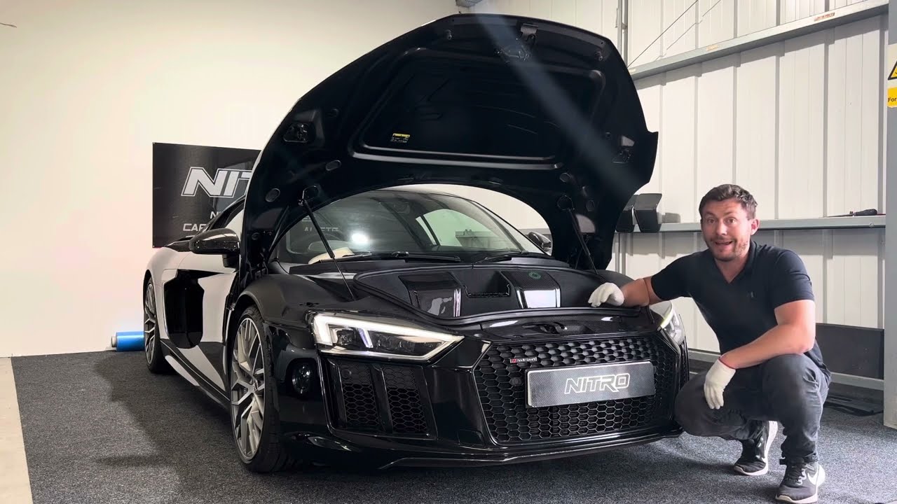 AUDI R8 V10 CARBON HOOD PANELS - INSTALLATION