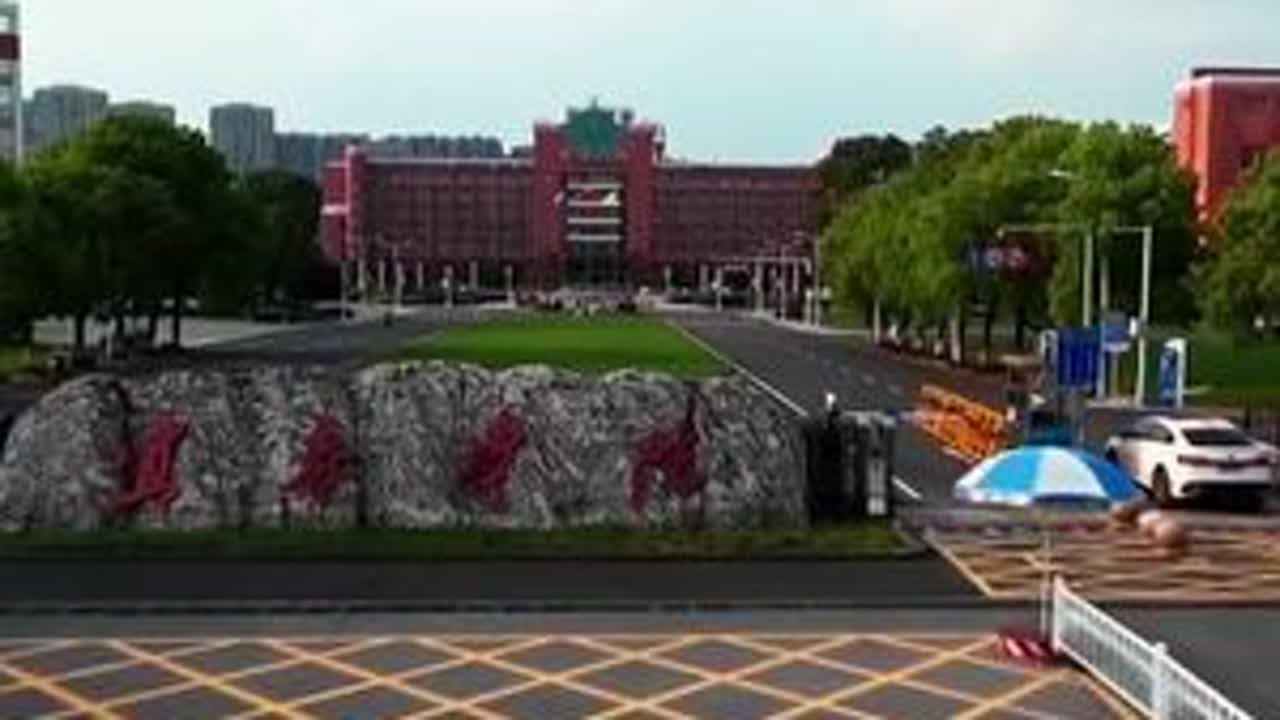 宜春学院穿越机~ 捕捉校园里的光#宜春学院 #fpv穿越机 #我为我的学校打call
