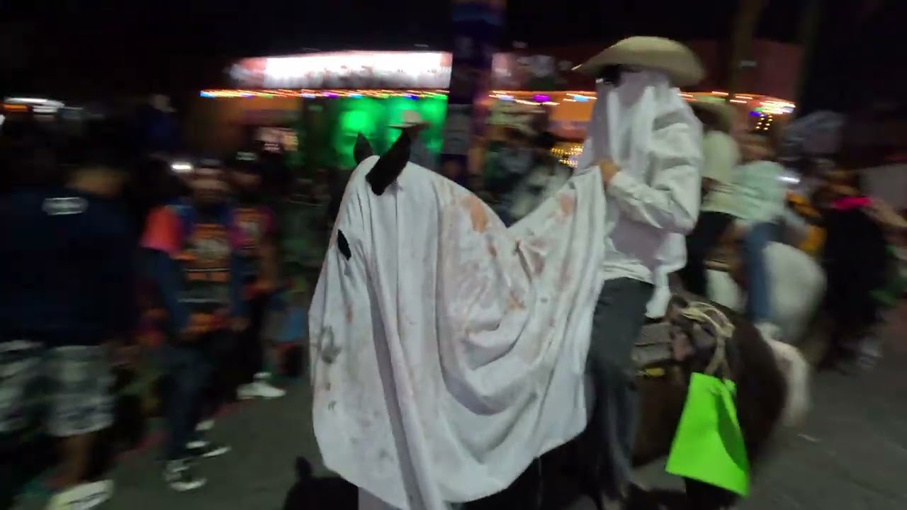 CABALGATA DE DISFRACES EN XOCHITEPEC 2025