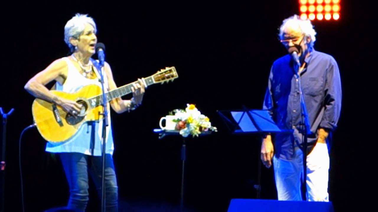 Joan Baez and Maxime Le Forestier - Don't think twice it's allright -  Nimes 22 07 2015